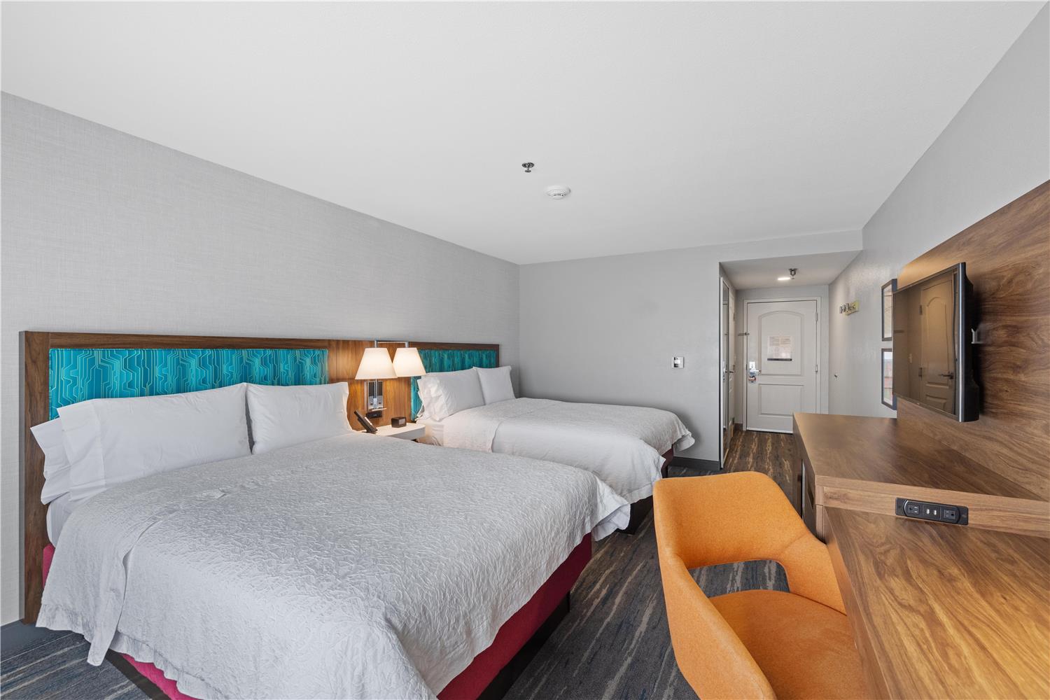 hampton inn and suites madera