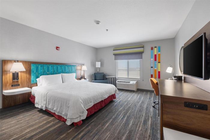 hampton inn and suites madera