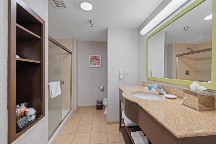 hampton inn and suites madera