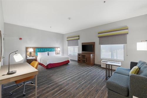 hampton inn and suites madera