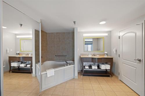 hampton inn and suites madera