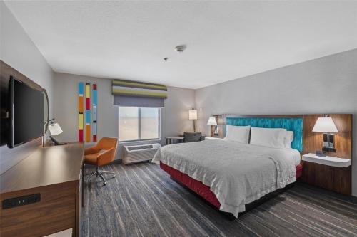 hampton inn and suites madera