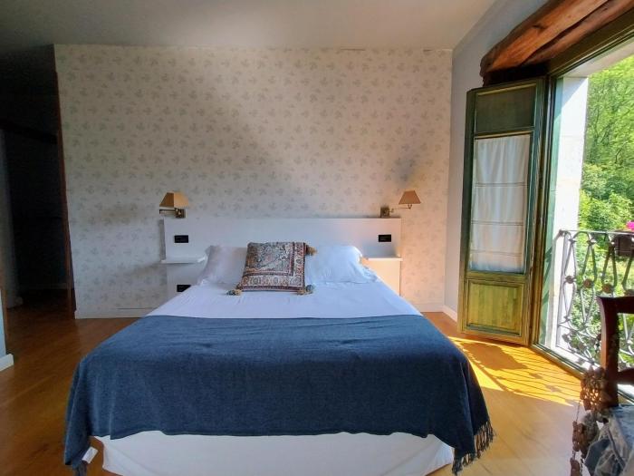 hotel casona villa de palacios