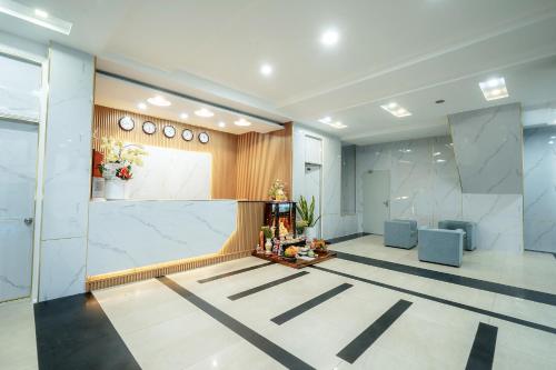 king hotel