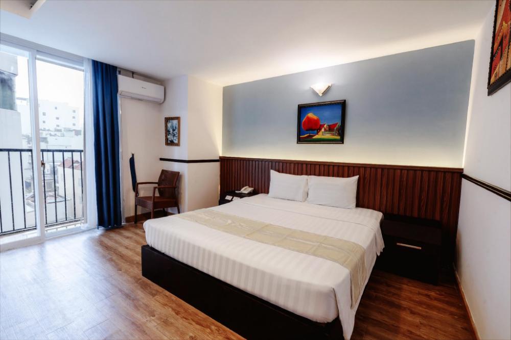 king hotel