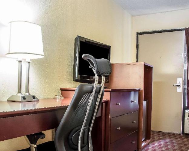 quality inn madison huntsville