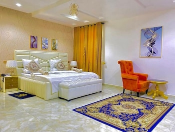 hogis luxury suites