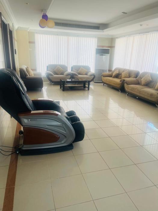 new royal palace hotel apartment