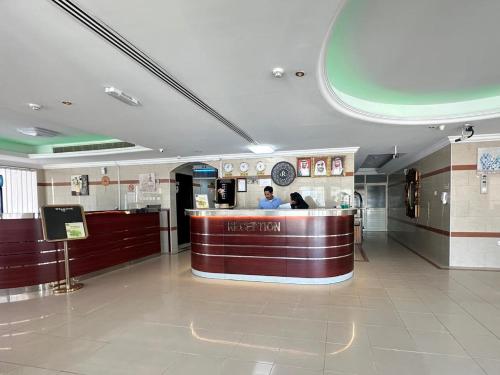 new royal palace hotel apartment
