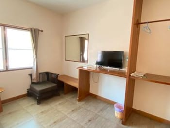 lotus hostel beach bar koh tao