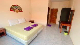 lotus hostel beach bar koh tao