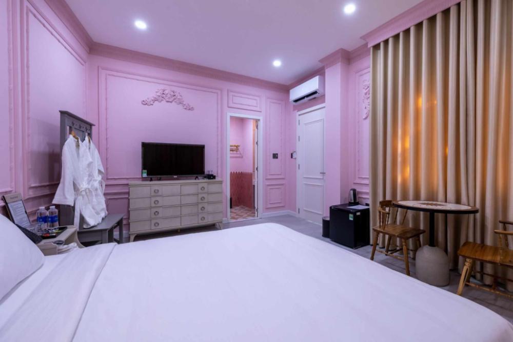 pisces hotel hue