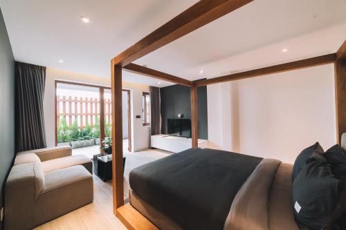 the present house da lat