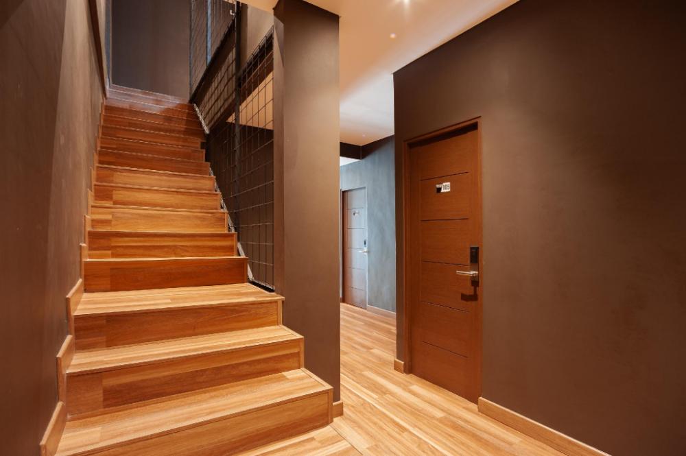 urbanview hotel groovy inn tangerang