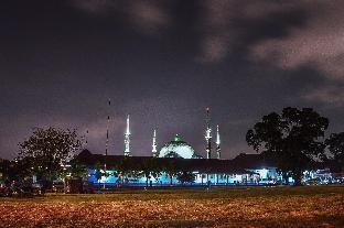 urbanview hotel groovy inn tangerang