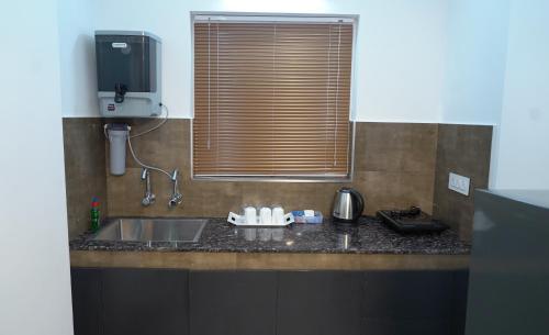 the white orchid luxury service apartments