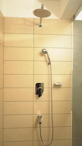 the white orchid luxury service apartments
