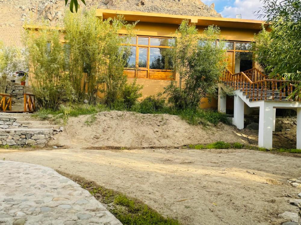 thiksay organic resort and retreat