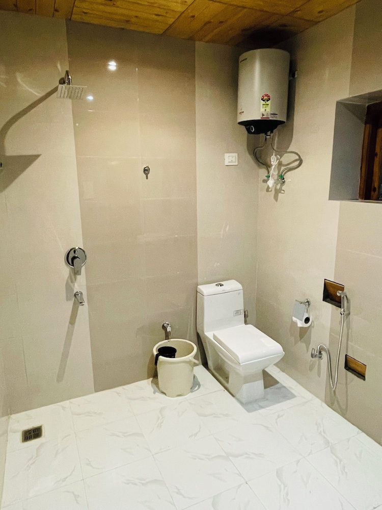 thiksay organic resort and retreat