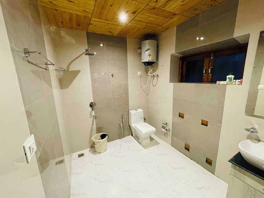 thiksay organic resort and retreat