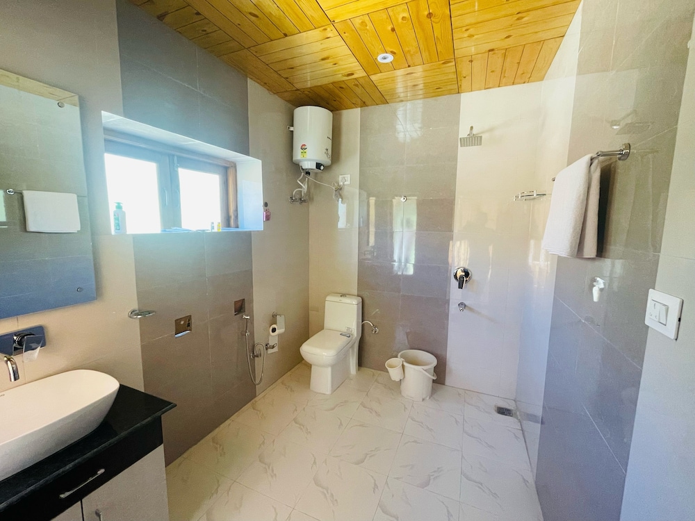 thiksay organic resort and retreat