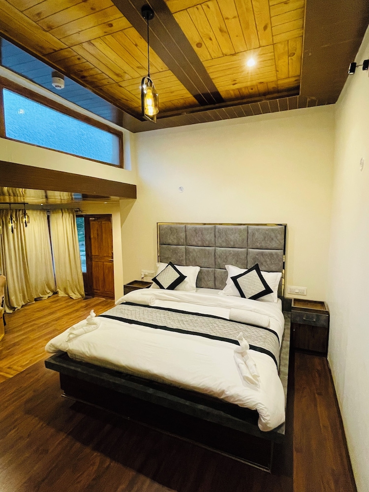 thiksay organic resort and retreat