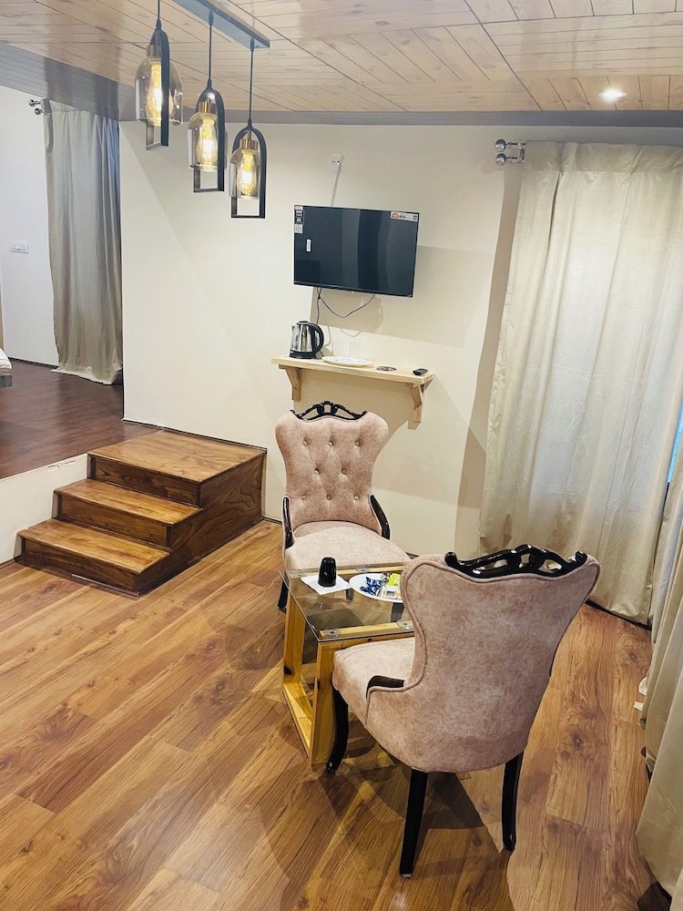 thiksay organic resort and retreat