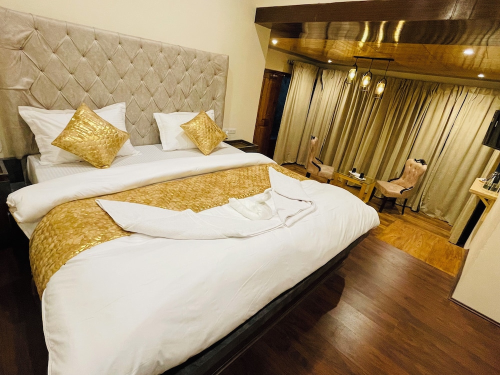 thiksay organic resort and retreat