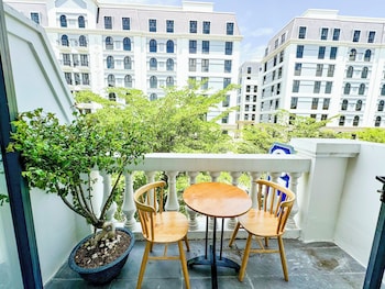 may house grand world phu qu c