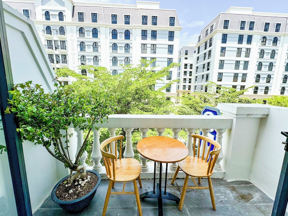 may house grand world phu qu c