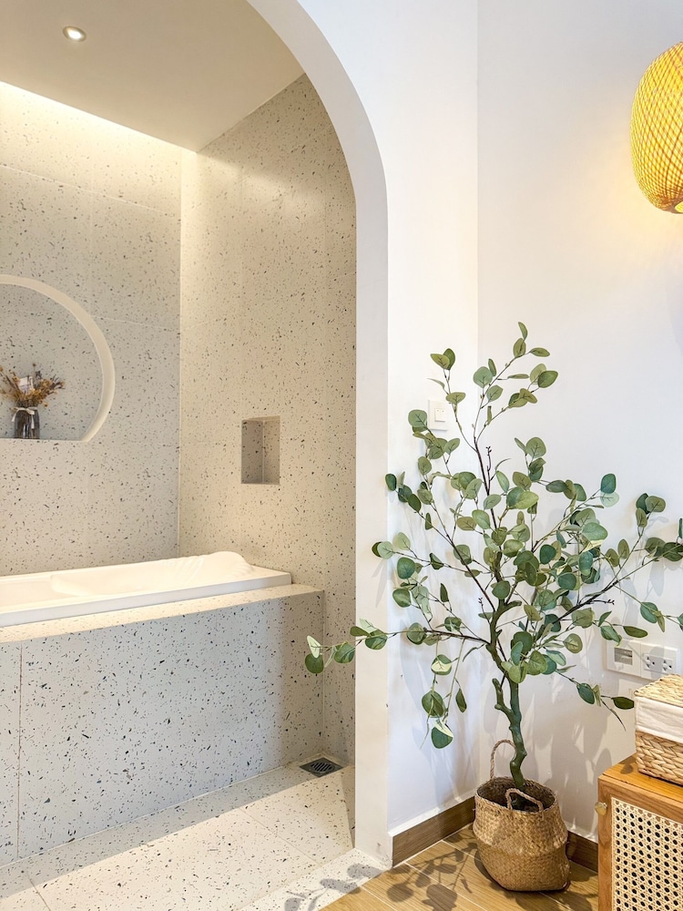 may house grand world phu qu c