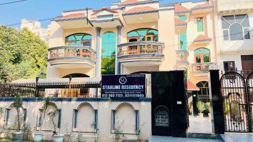 hotel starline near iffco chowk metro gurgaon