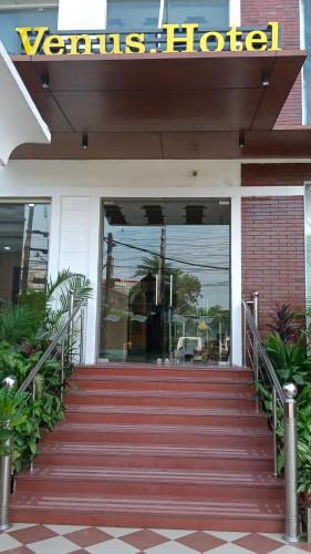 venus hotel