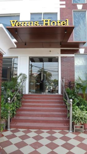 venus hotel