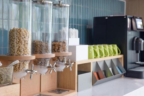 home2 suites by hilton xishuangbanna