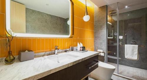 home2 suites by hilton xishuangbanna