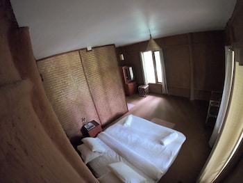 thennal jungle camp pvt ltd