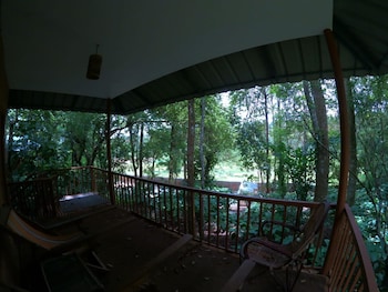 thennal jungle camp pvt ltd