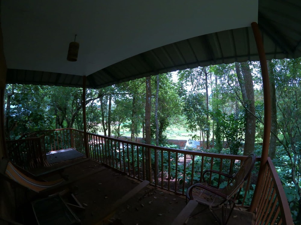 thennal jungle camp pvt ltd