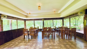 thennal jungle camp pvt ltd