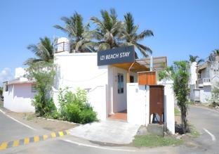 izi beach stay