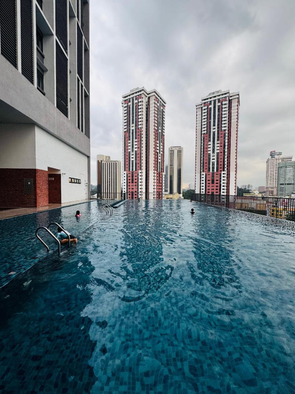 chambers suites kl