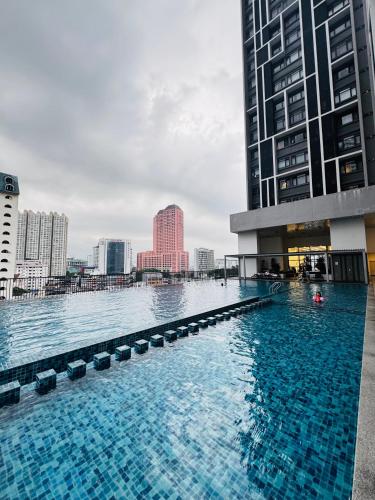 chambers suites kl