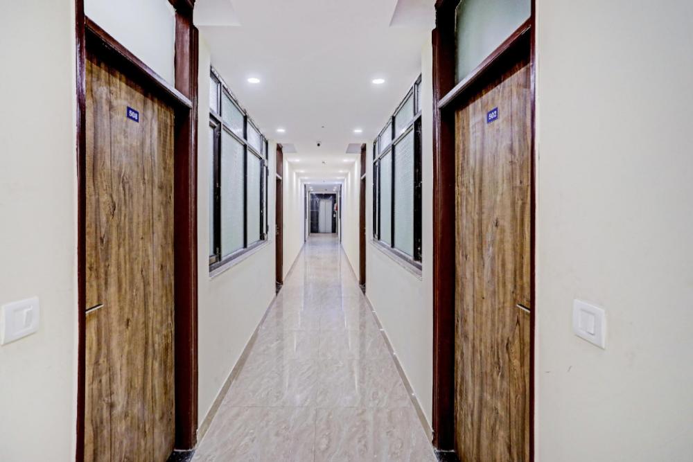 the noida corporate suite