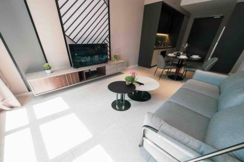 millerz square cozy home by guestonic