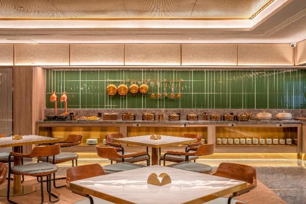 orange hotel changde railway station happy town