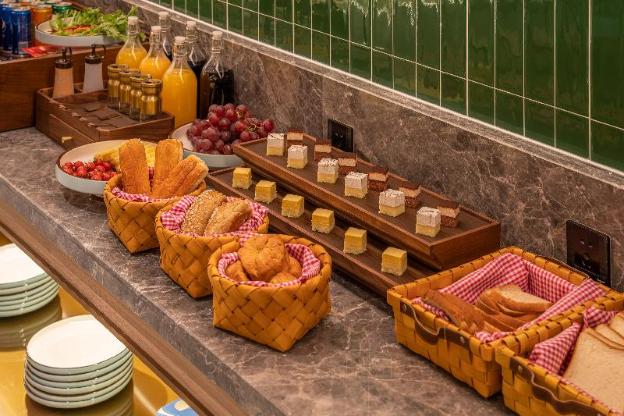 orange hotel changde railway station happy town