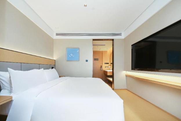ji hotel wuhan biolake tongji hospital