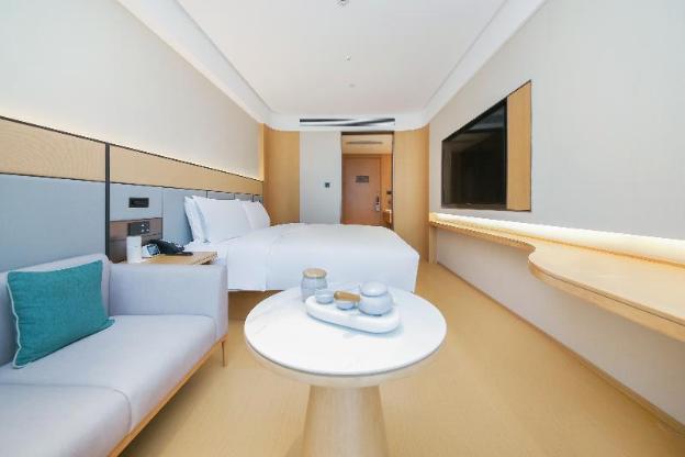 ji hotel wuhan biolake tongji hospital