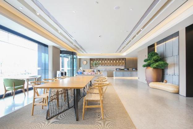 ji hotel wuhan biolake tongji hospital